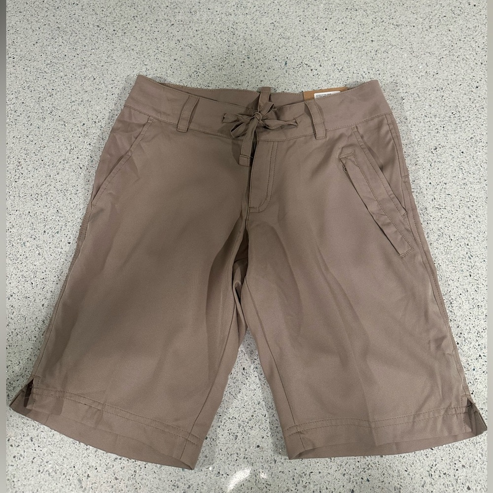 Magellan Outdoors Tan Fish Gear Shorts XS NWT